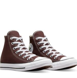 Converse Chuck Taylor's High Tops Chocolate Men's Size 11 Women's Size 13